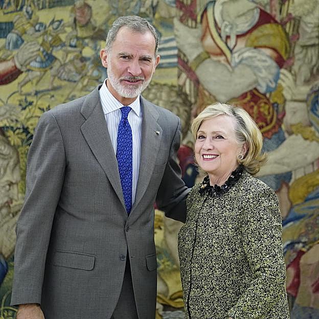 Dónde está Letizia: por qué Hillary Clinton se ha reunido con el rey Felipe pero no se ha visto con la reina