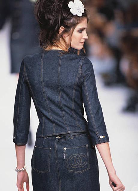 Imagen - La supermodelo Stephanie Seymour con look total denim de pasarela de Chanel.