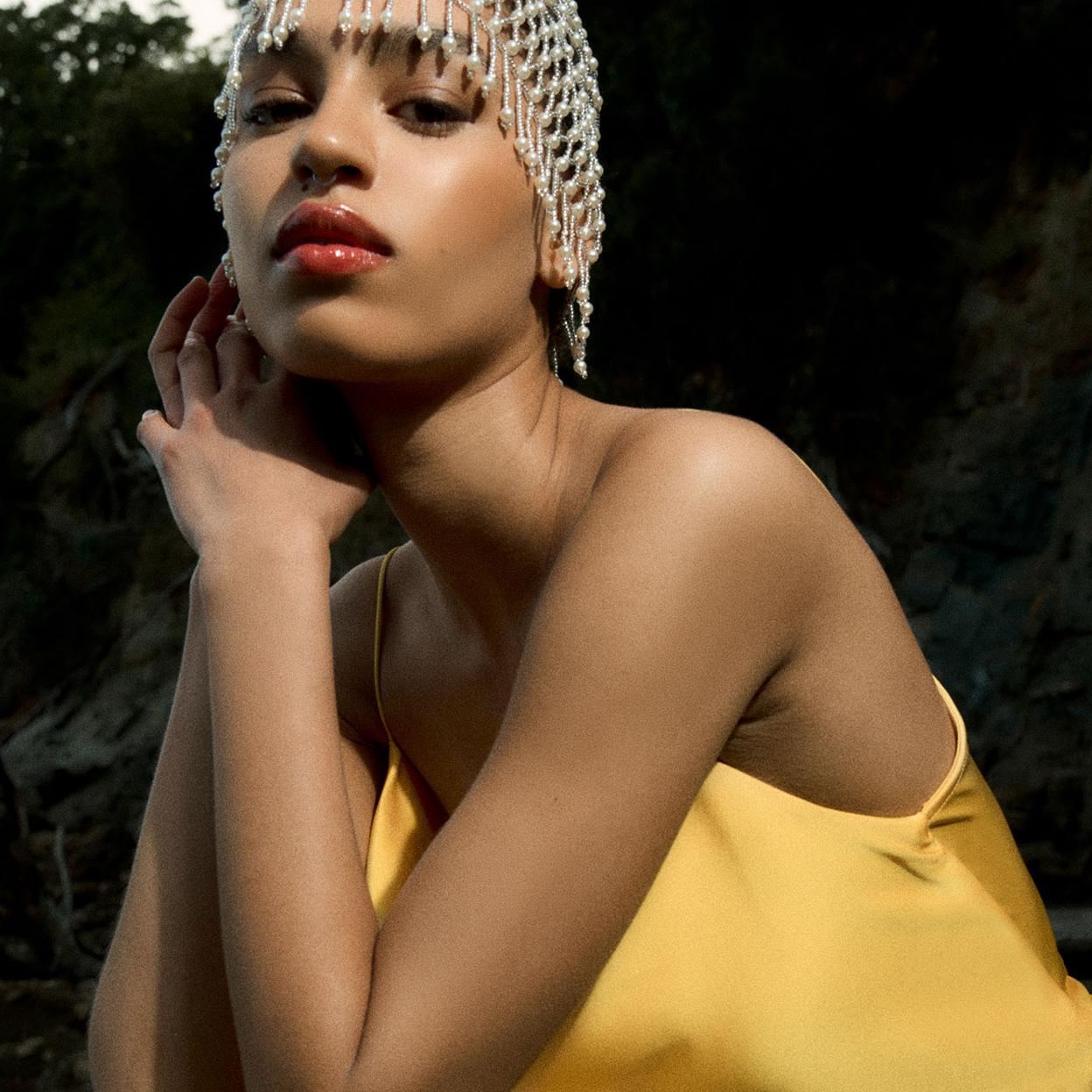 Este es el vestido de invitada de día favorito para triunfar en tus eventos de verano. 