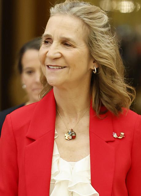 Imagen - La infanta Elena con blazer roja. Foto: Gtres.