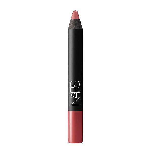Lápiz de labios Dolce Vita de Nars.