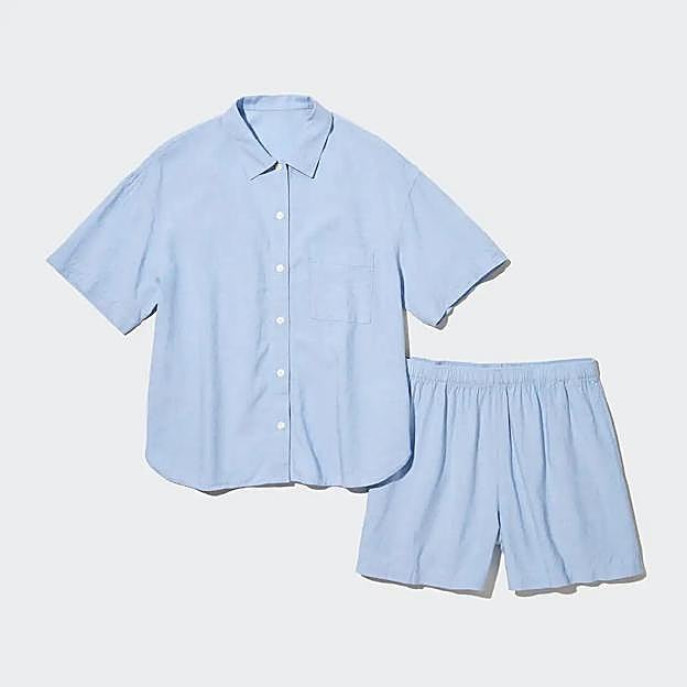 conjunto de lino de Uniqlo, 34,90 euros.