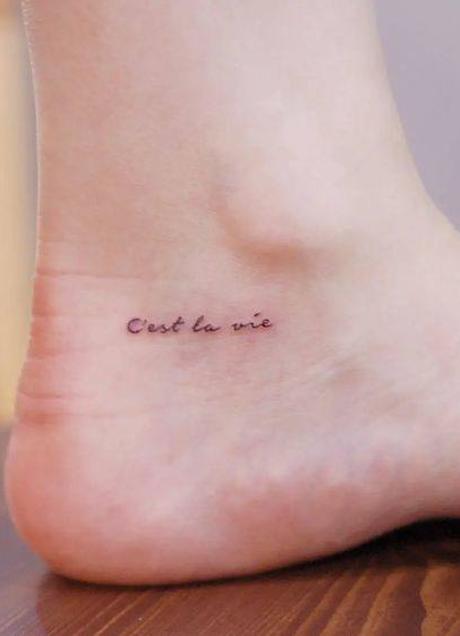 Imagen - Tatuaje con frase inspiracional