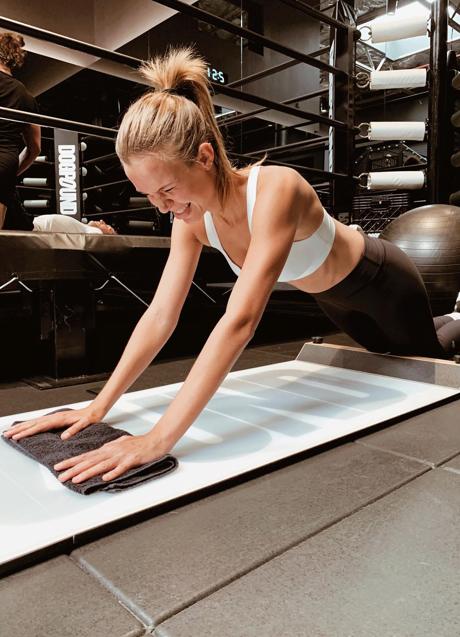 Imagen - Mujer entrenando/PEXELS