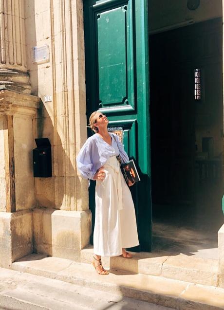 Imagen - Lunes: Blanco y azul