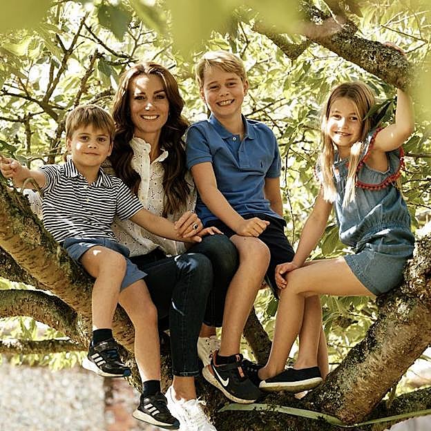 Cómo está influyendo la niñera española de Kate Middleton en la vida de sus hijos y la personalidad del futuro rey