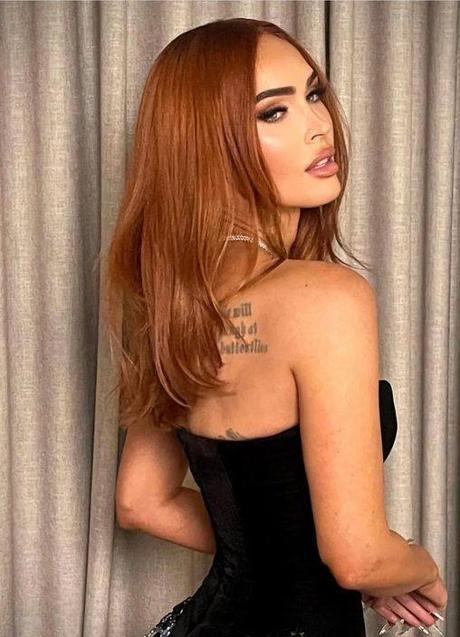 Imagen - Meghan Fox con tono pelirrojo castaño en tendencia 2023
