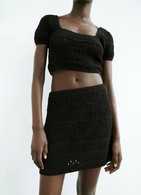 Imagen - Falda corta de crochet en negro