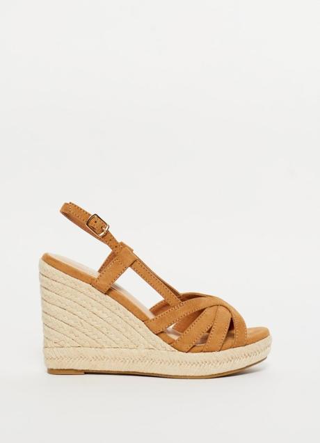 Imagen - Sandalias de esparto de Sfera (21,99 euros)