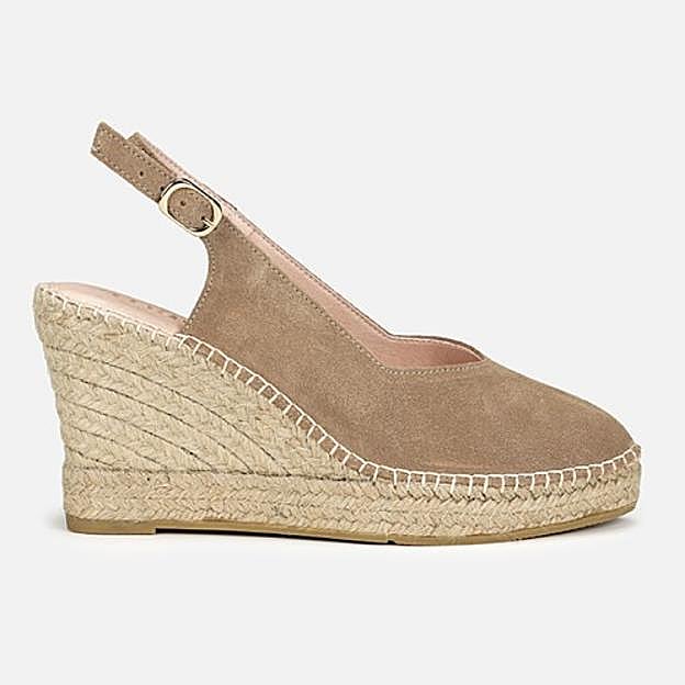 Imagen principal - Las alpargatas de Macarena, Mimao y Castañer.