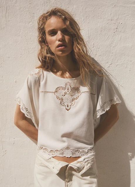 Imagen - Blusa blanca de Mango (39,99 euros)