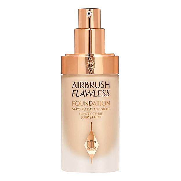 Airbrush Flawless Foundation de Charlotte Tilbury. Precio: 49 euros