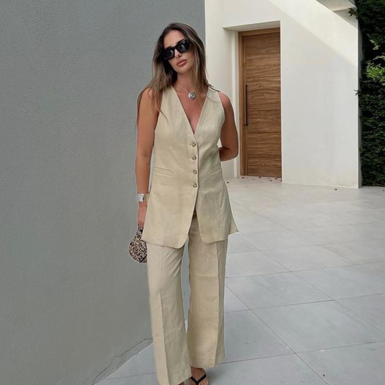 Estos son los pantalones de lino más bonitos que podrás ponerte en verano. 