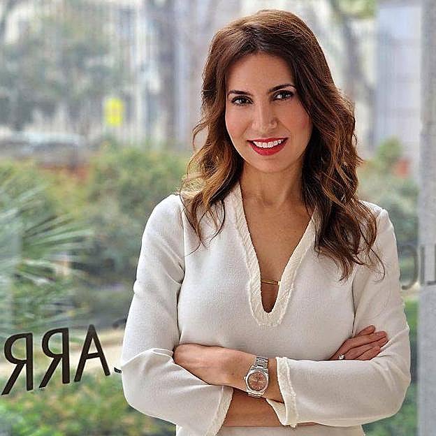 Felicidad Carrera al frente del centro de belleza Felicidad Carrera