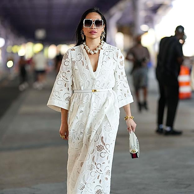 El caftán de Zara rebajado que ha pasado desapercibido porque sigue disponible en todas las tallas (a pesar de ser el más bonito de la temporada)