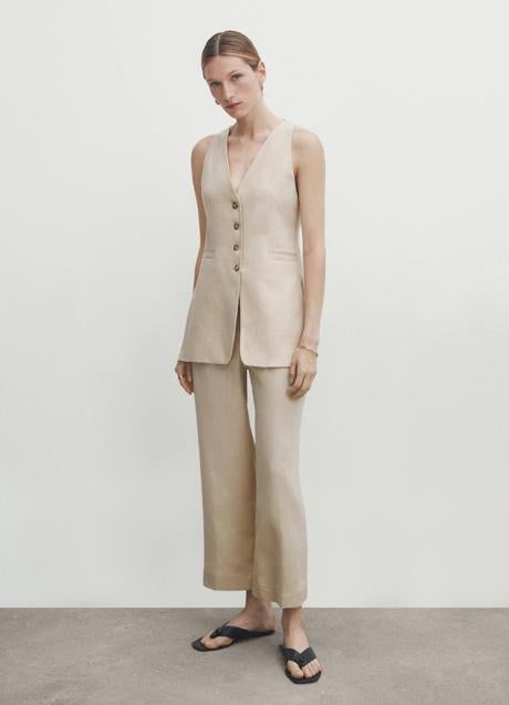 Imagen - Chaleco de lino de Massimo Dutti (79,95 euros)