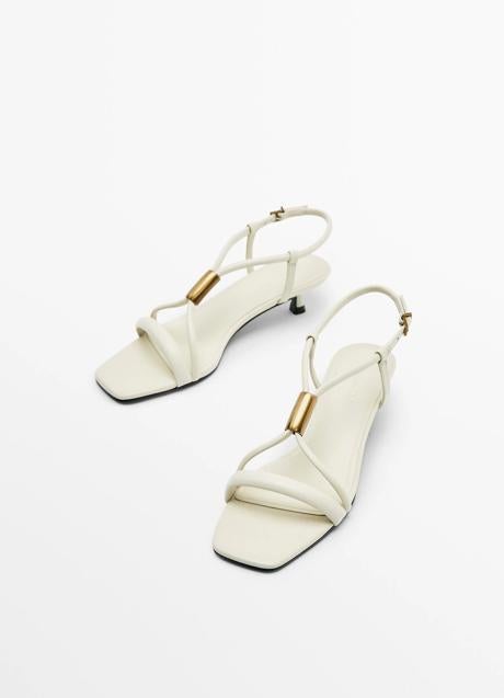 Imagen - Sandalias blancas de Massimo Dutti (79,95 euros)
