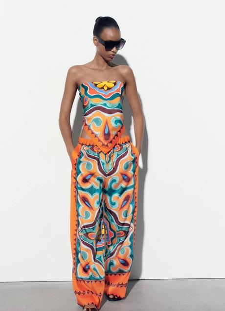 Imagen - Total look estampado con top bandana