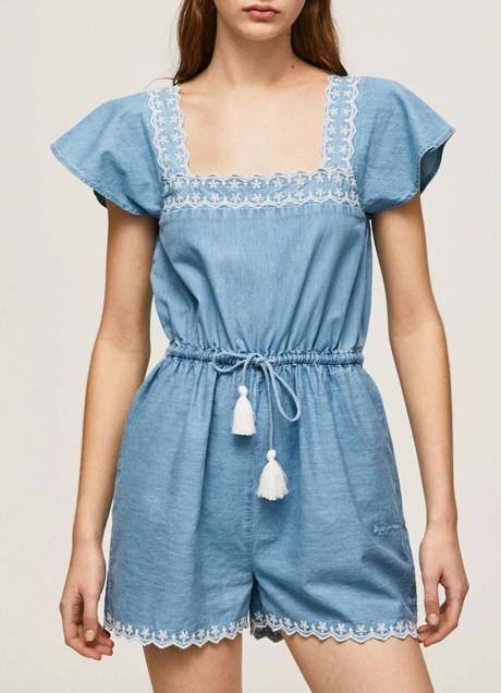 Imagen - Mono corto en tejido denim con bordados