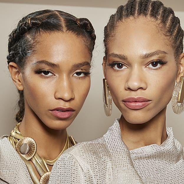 Los dermatólogos recomiendan estas brumas faciales para refrescar la piel, prevenir las arrugas y evitar las rojeces y la sequedad