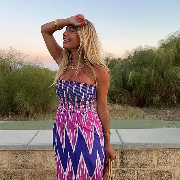 Ni de rebajas, ni de nueva colección: este es el vestido más buscado de Zara y está en la sección de Special Prices