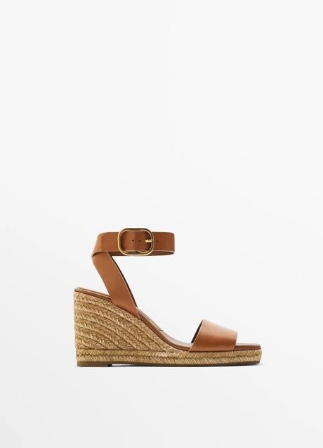 Imagen - Sandalias de esparto de Massimo Dutti (89,95 euros)