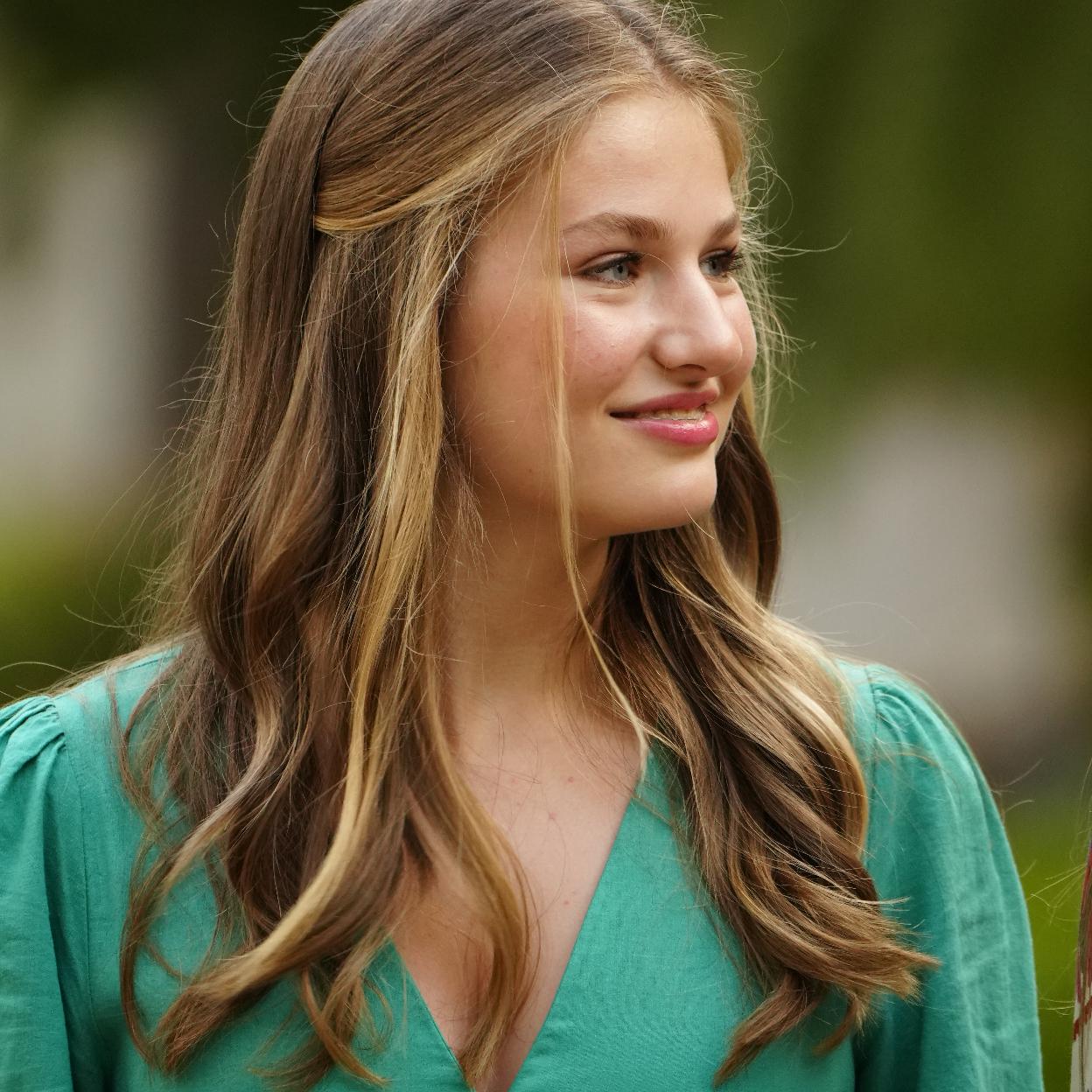 La princesa Leonor con un vestido verde.