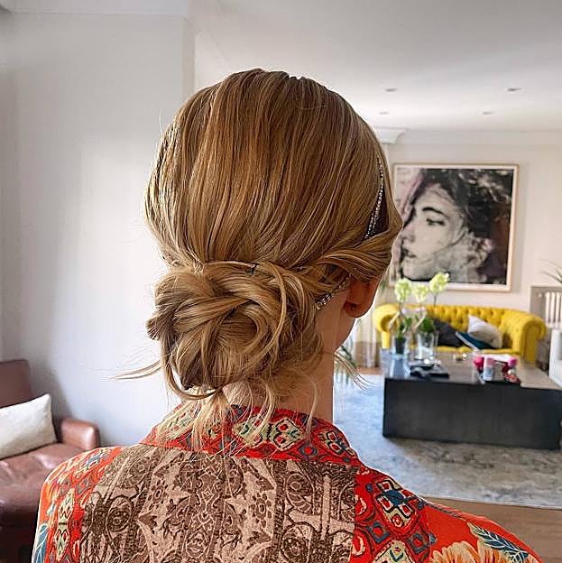 Moño estilo bohemio para invitadas