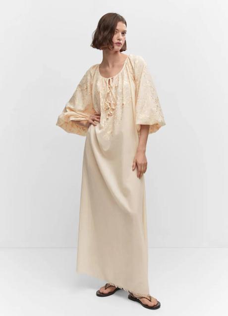 Imagen - Vestido largo bordado estilo boho