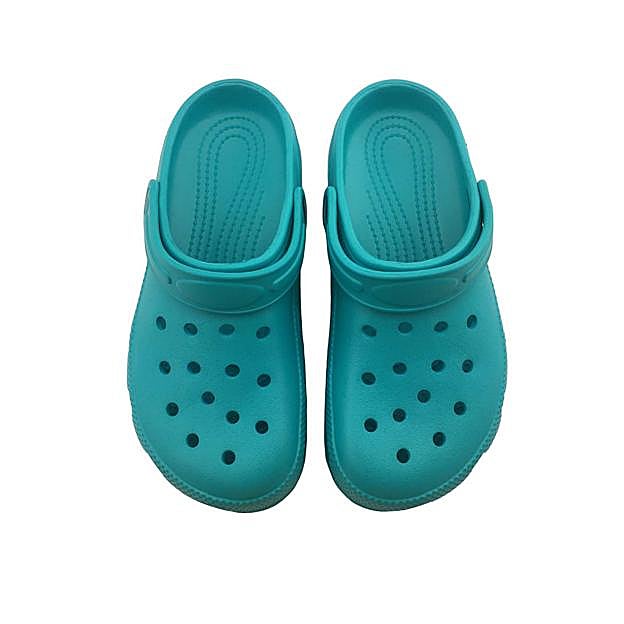 Los zuecos de Decathlon.