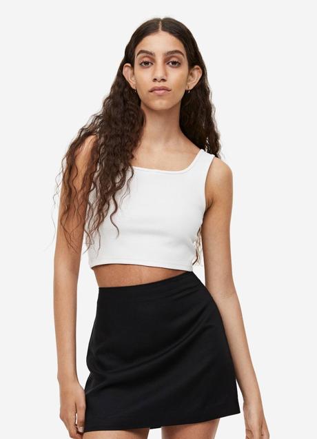 Imagen - Falda corta color negro