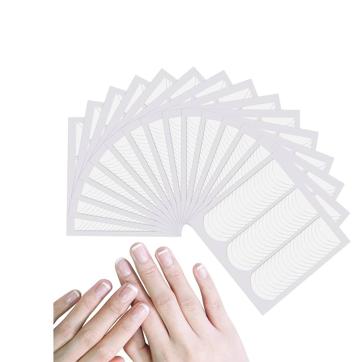 Imagen secundaria 1 - Caja de decoración de uñas de Shein. Precio: 1,25 euros/ Plantillas para manicura francesa de Hanyousheng. Precio: 4,49 euros/ /Pinceles para uñas de URAQT. Precio: 5,99 euros