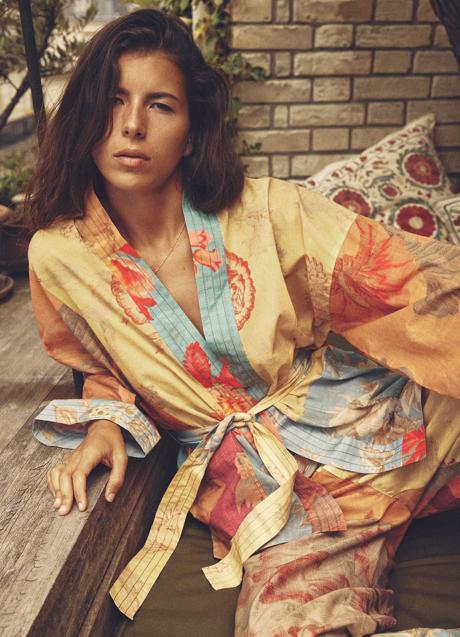 Imagen - Blusa kimono de Zara (39,99 euros)