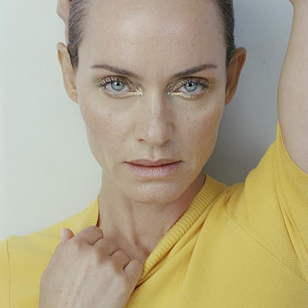 El contorno de ojos de farmacia que elimina las bolsas al instante: esto es lo que opina una farmacéutica y su opción low cost