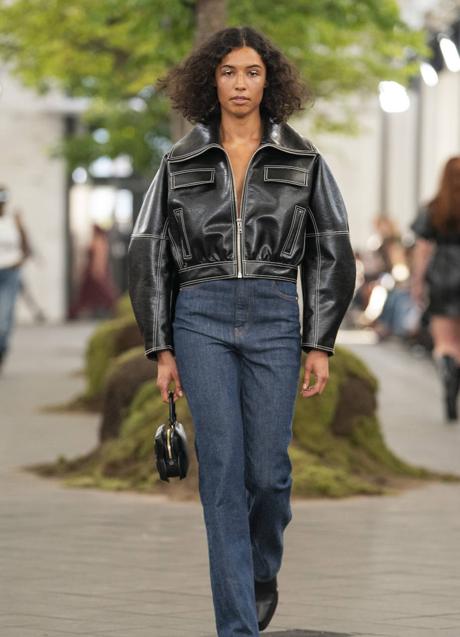 Imagen - Look de Ganni.