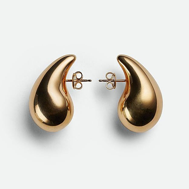 Los pendientes de Bottega Veneta.