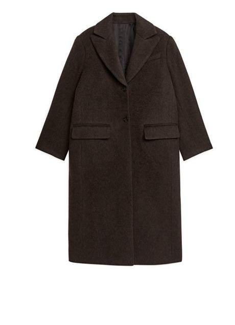 Imagen - Abrigo oversize de Arket, 167 euros.