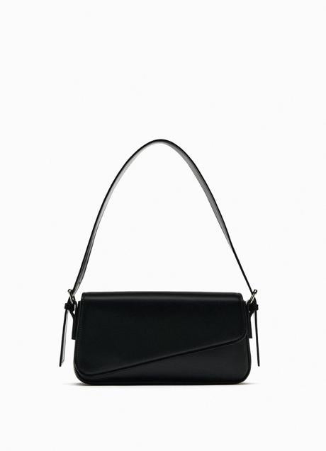 Imagen - Bolso negro de Zara (22.95 euros)