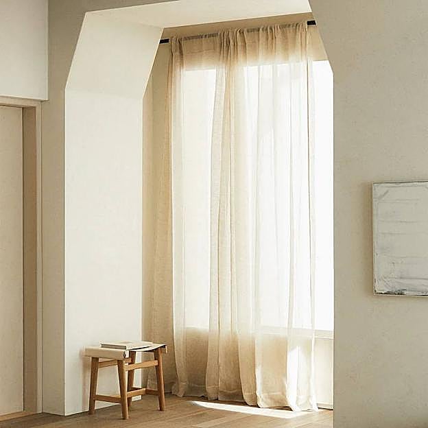 Imagen principal - Muebles preciosos y vajillas y manteles baratísimos: los mejores chollos deco de las últimas rebajas y los Special Prices de Zara Home