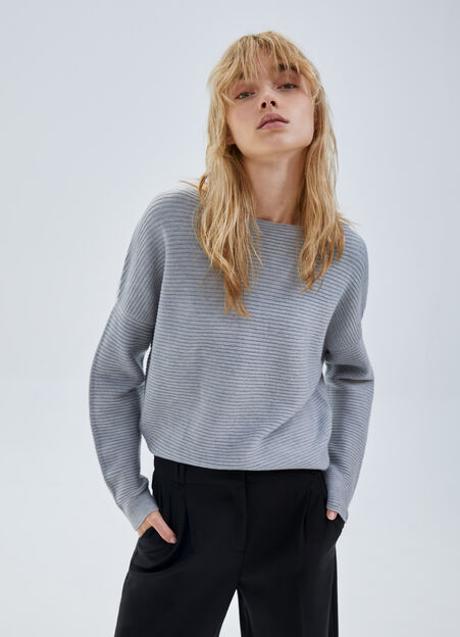 Imagen - Jersey de punto fino en color gris de IKKS. Foto: Ikks.