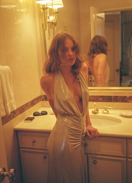 Imagen - Vestido dorado de Zara (35,99 euros)