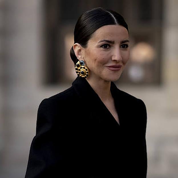 Ideas de recogidos para bodas con pelo corto elegantes y en tendencia para 2023