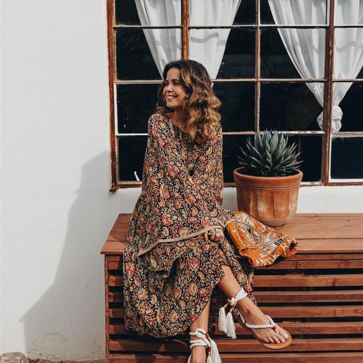 Vestidos estampados, faldas de aires bohemios y muchas otras novedades que tienes que añadir a tu lista de deseos. 