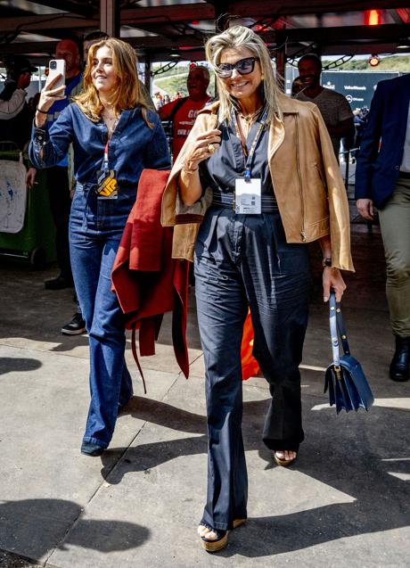 Imagen - Alexia y Amalia con looks vaqueros. / GTRES