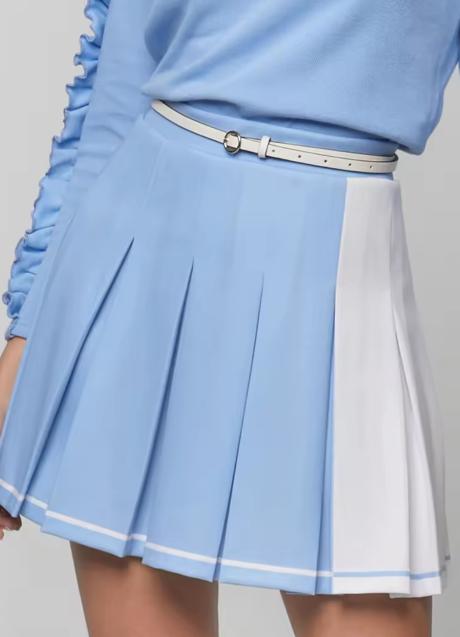 Imagen - Falda de tablas azul y blanca de Black Domingo, 21,50 euros.