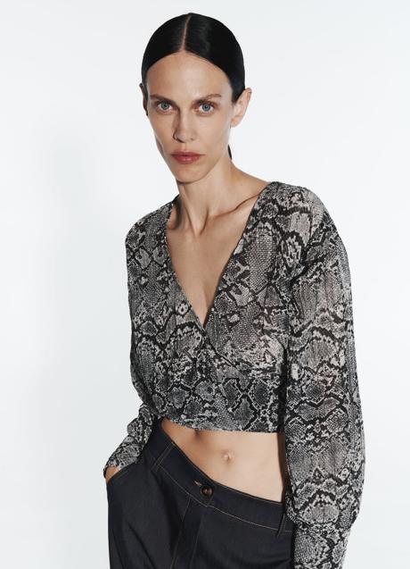 Imagen - Cuerpo con estampado animal con bordados de Zara (27,90 euros)