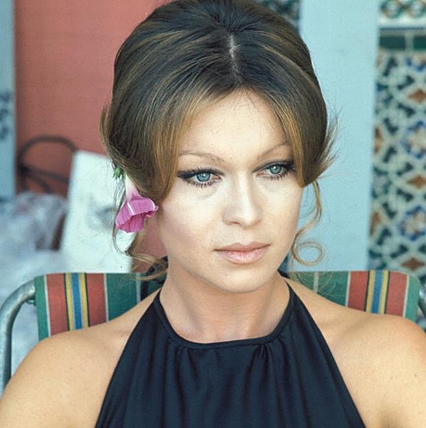 Muere Massimo Stecchini, pareja de Pepa Flores (Marisol) durante 35 años: así era el hombre que le dio amor, paz y una vida sencilla en Málaga