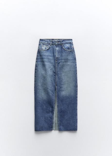 Imagen - Falda midi vaquera de Zara (35,99 euros)
