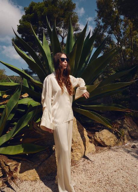 Imagen - Pantalones satinados anchos con campana