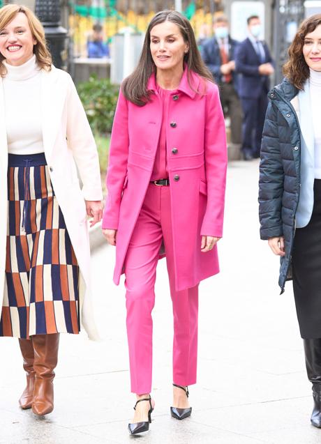 Imagen - La reina Letizia en un acto en el Hospital Niño Jesús con un total look rosa. / LIMITED PICTURES